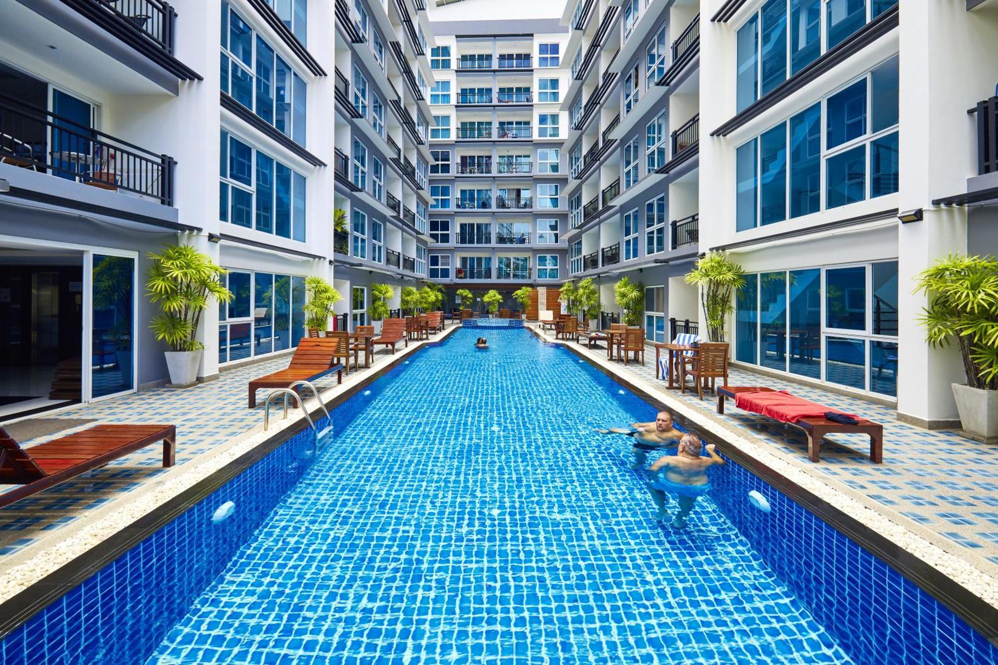 Avenue Residence By Fantasea Beach Pattaya Ruang foto